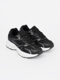 Sneakers nere con rete e suola bianca