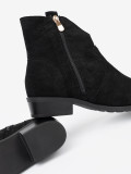 Stivaletti neri in suede