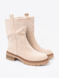 Stivaletti moderni beige chiaro con design semplice
