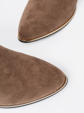 Stivaletti in suede ciemnobeige con tacco a blocco