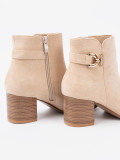 Stivaletti eleganti in beige chiaro