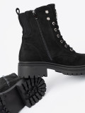 Worker eleganti neri con cristalli scintillanti