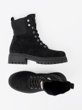 Worker eleganti neri con cristalli scintillanti