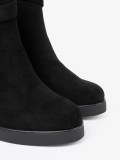 Stivaletti neri in suede con elegante fibbia