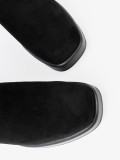 Stivaletti eleganti con tacco a blocco e inserti elastici