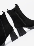 Stivaletti eleganti con tacco a blocco e inserti elastici