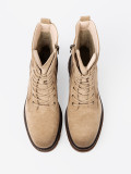 Stivaletti beige in suede con suola robusta