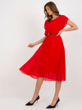 Abito midi plissettato rosso con cintura