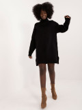Elegante mini abito nero con maniche lunghe