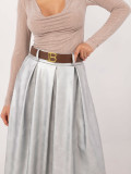 Elegantna srebrna midi suknja