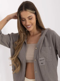 Blusa grigia con cappuccio