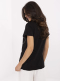 T-shirt nera elegante con applicazione