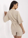 Tuta beige a maniche corte