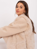 Gilet beige in eco-pelliccia con fodera