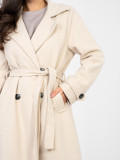 Elegante cappotto beige da mezza stagione con cintura