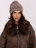 Cappello invernale beige con applicazione