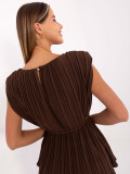 Completo elegante in marrone scuro