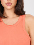 Top arancione a costine senza maniche