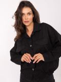 Camicia nera in cotone con tasche e colletto