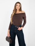 Blusa marrone con spalle scoperte e maniche 3/4