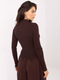 Maglione dolcevita marrone a costine
