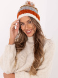 Cappello elegante a righe
