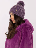 Cappello invernale viola con applicazione