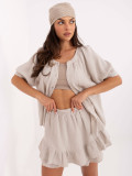 Set elegante in tonalità beige chiaro