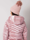 Cappello rosa chiaro imbottito con applicazioni