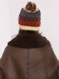 Cappello giallo a righe con pompon