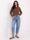 Jeans carrot blu a vita alta con cintura