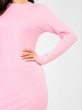 Abito tubino rosa a costine con maniche lunghe