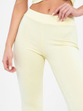 Žute široke sportske hlače s visokim strukom