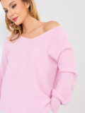 Maglione rosa con scollo a V