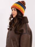 Cappello invernale a righe con pompon