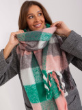 Sciarpa verde con frange