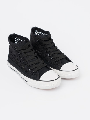 Sneakers nere perforate