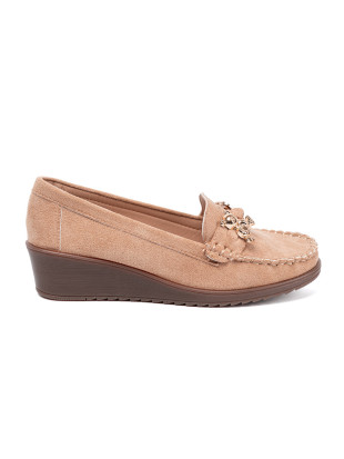 Beige cipele na platformi od finog antilopa