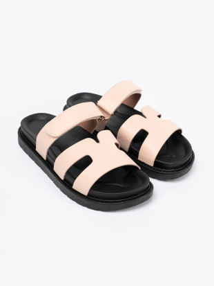 Beige sandale s čičak trakom