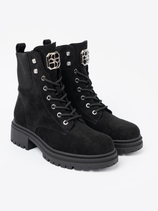 Worker eleganti neri con cristalli scintillanti