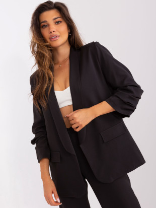 Elegantna crna jakna