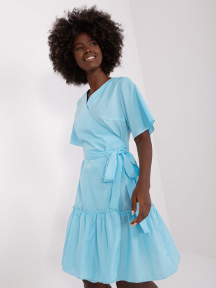 Abito in cotone azzurro chiaro con ruffle