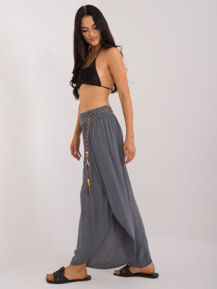 Pantaloni grigi eleganti