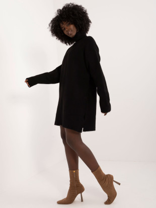 Elegante mini abito nero con maniche lunghe