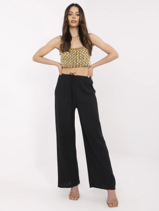 Pantaloni neri eleganti