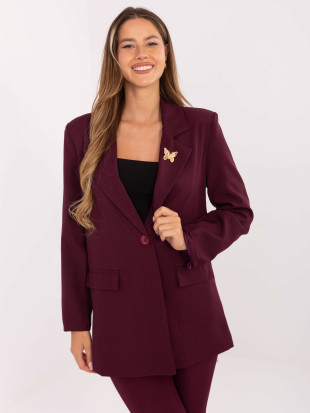Elegantni bordo sako s podstavom i brošem