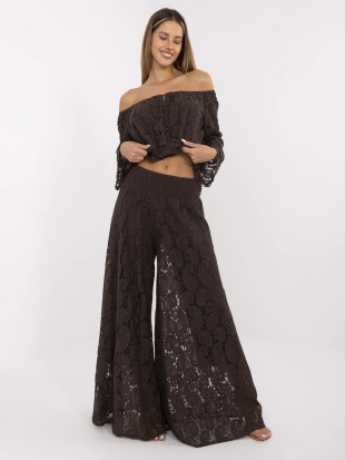 Pantaloni boho eleganti con pizzo