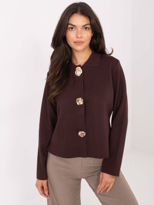 Elegante maglione marrone con colletto e chiusura a bottoni a pressione