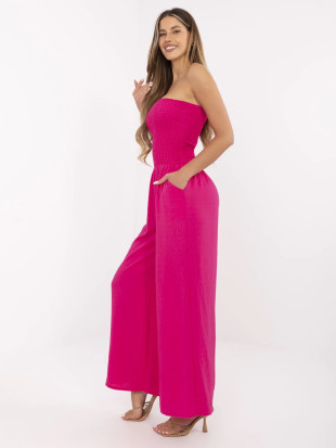 Tuta fucsia elegante