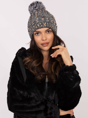 Cappello grigio elegante con applicazione